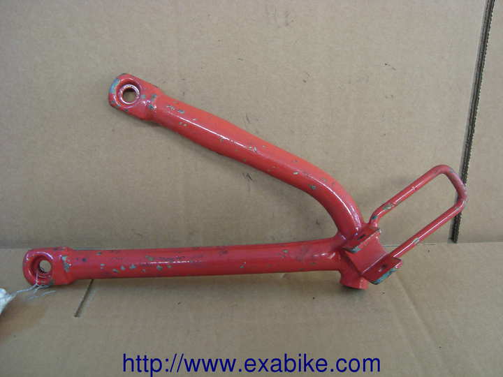 rear left older step Suzuki DR 600 - photo 1