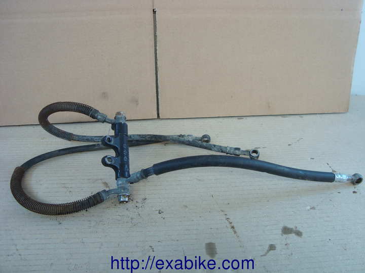 front brake hose Suzuki GSX 750 - photo 1