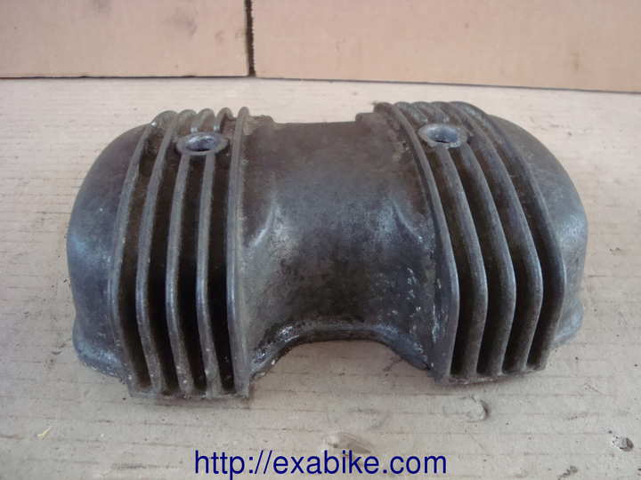cylinder head cover Honda CB125 Twin - photo 2