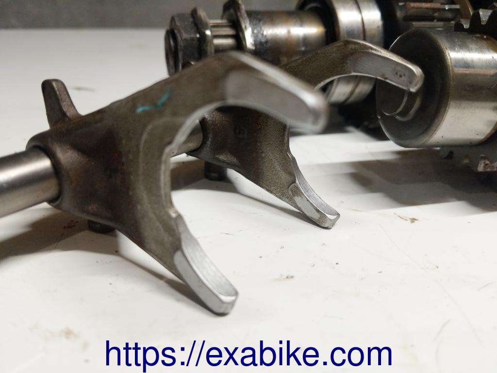 boite de vitesses Kawasaki Zephyr 750 - photo 5
