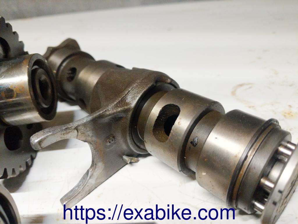 boite de vitesses Kawasaki Zephyr 750 - photo 6