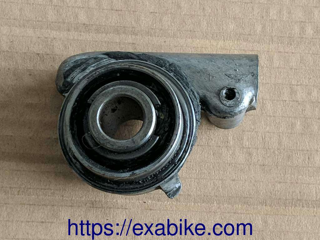 speedometer gear Honda GL 1100 Goldwing - photo 2