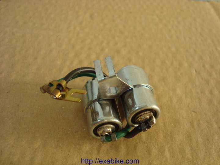 capacitor Voir la photo ou référence modele a identifier - photo 1
