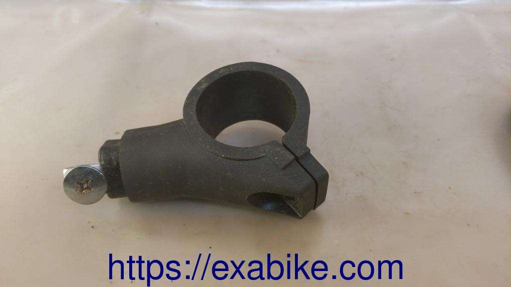 turn signal stay, front left Honda VFC 750 - photo 1