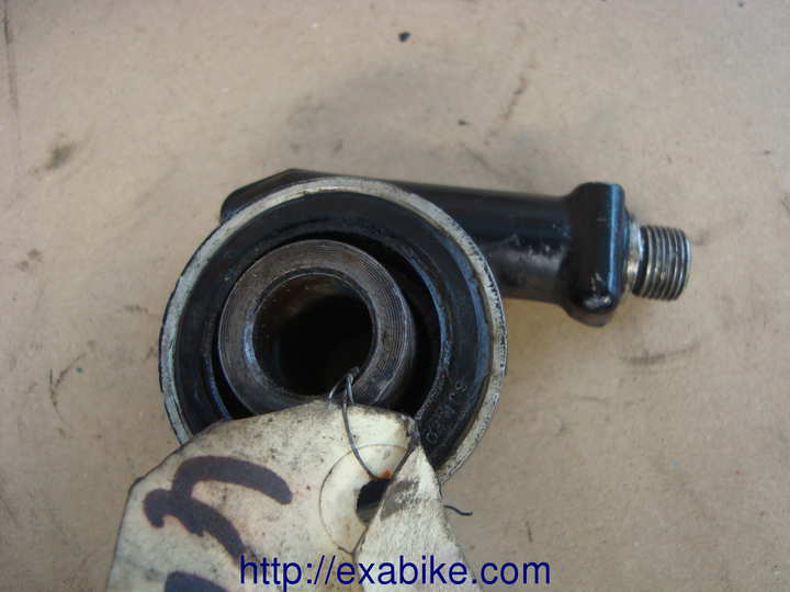 speedometer gear Kawasaki GPZ 400 ZX - photo 2