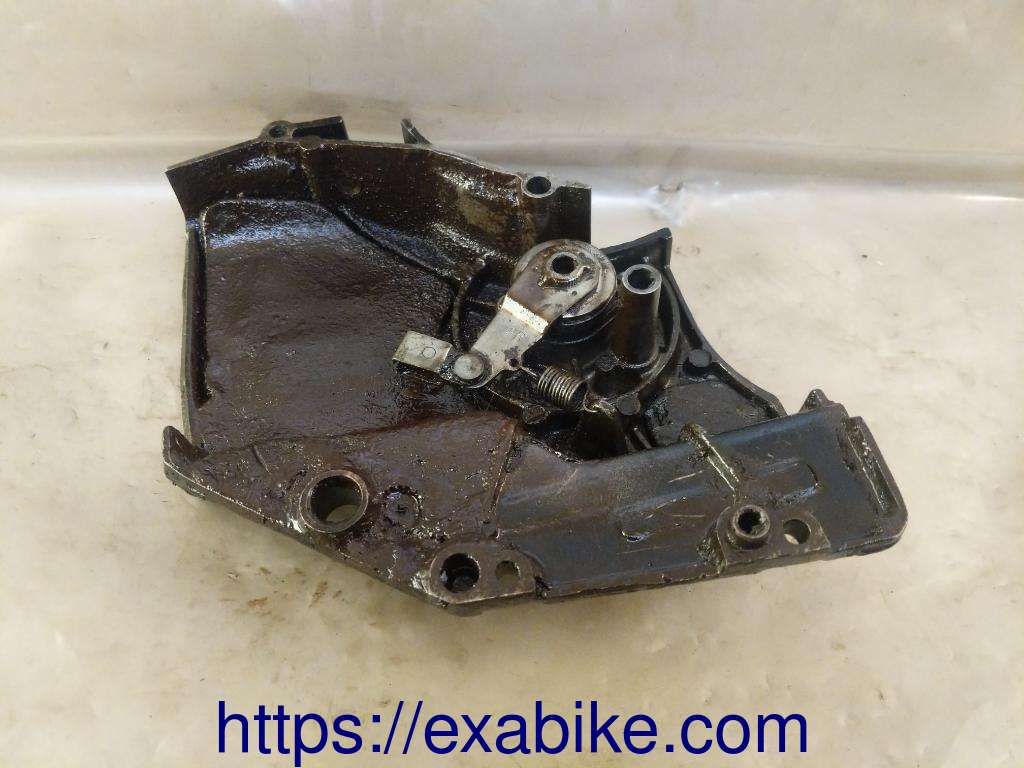 engine cover, left Yamaha XS 400 - photo 3