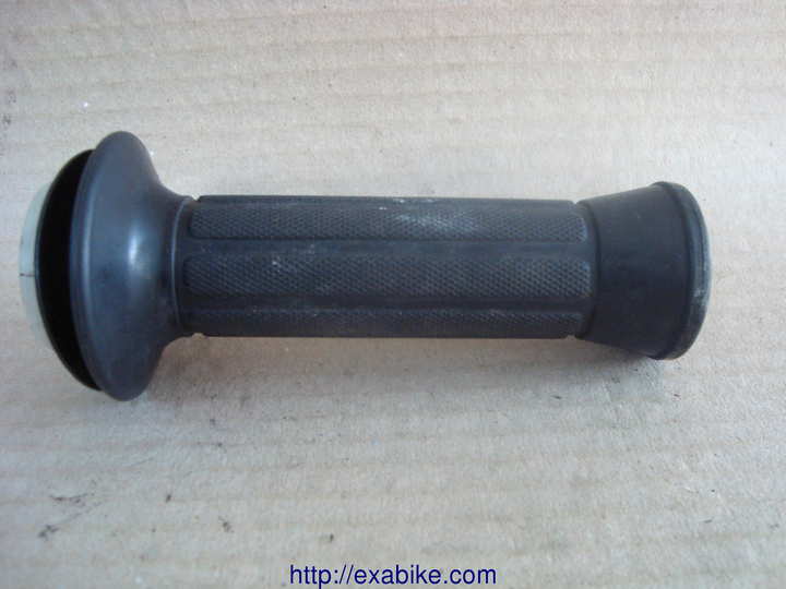 handle throttle Yamaha XZ 550 - photo 1