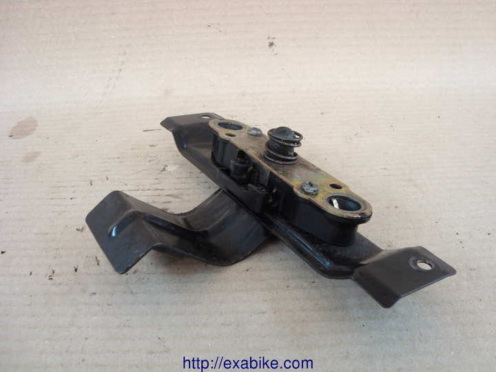 serrure de selle Suzuki XF 650 Freewind - photo 1