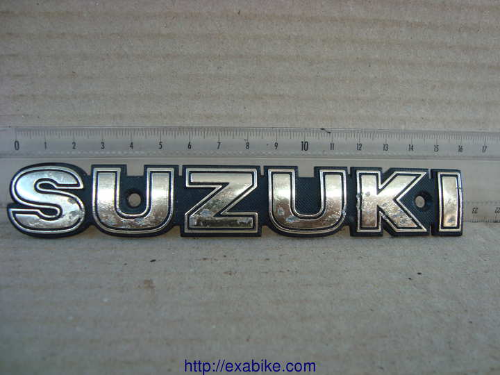 emblem Suzuki modele a identifier - photo 1