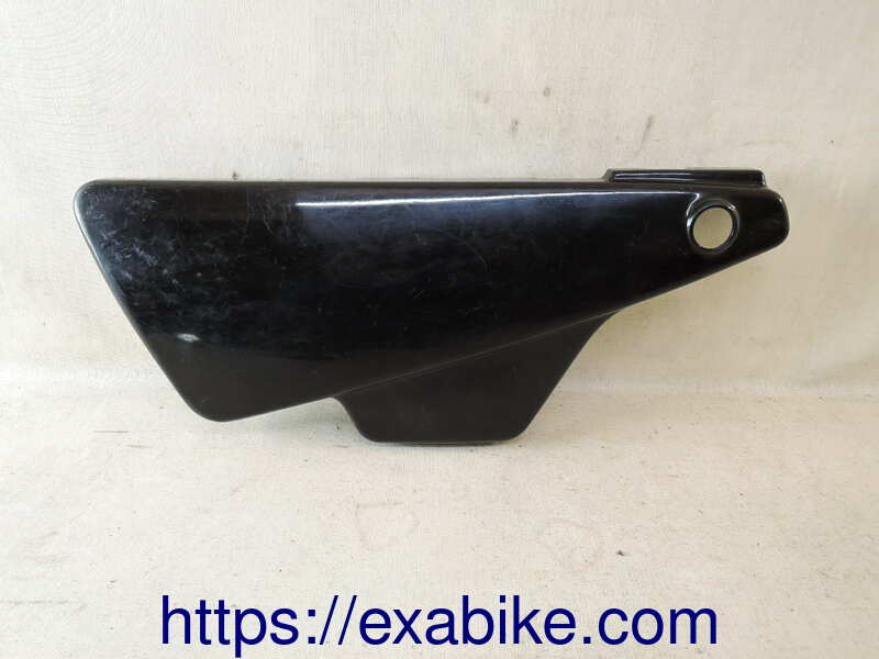 cache latéral gauche Yamaha XJ 650 - photo 1
