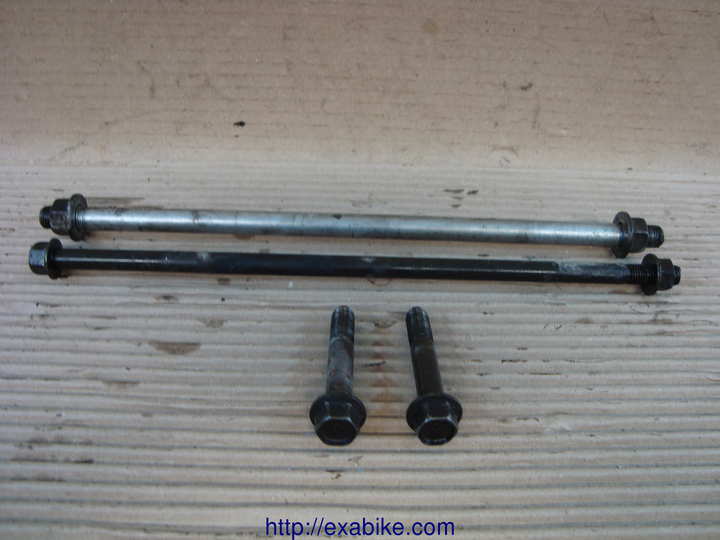 engine axles Yamaha XZ 550 - photo 1