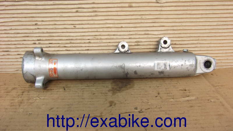 case,right Suzuki GSXF 750 - photo 2