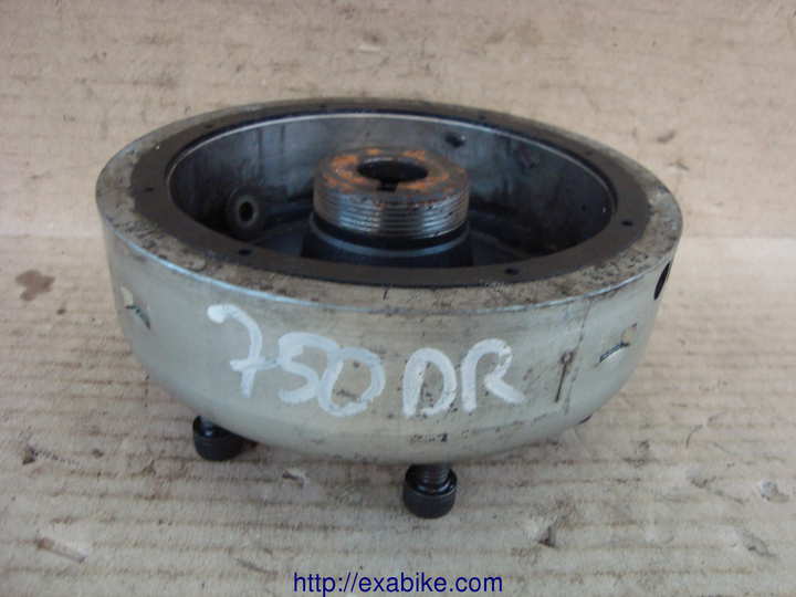 rotor flywheel Suzuki DR 750 - photo 1