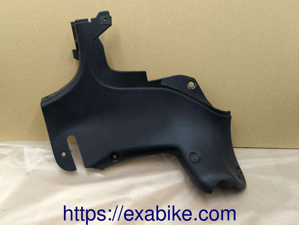 upper cover BMW 125 C1 - photo 1