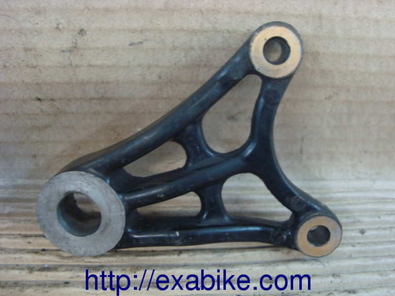 brake caliper bracket Suzuki GSX 550 - photo 1