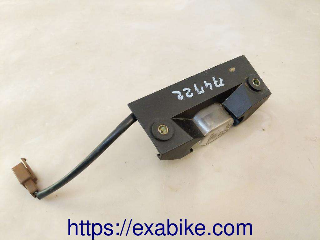 licence plate light Kawasaki GPX 750 - photo 2
