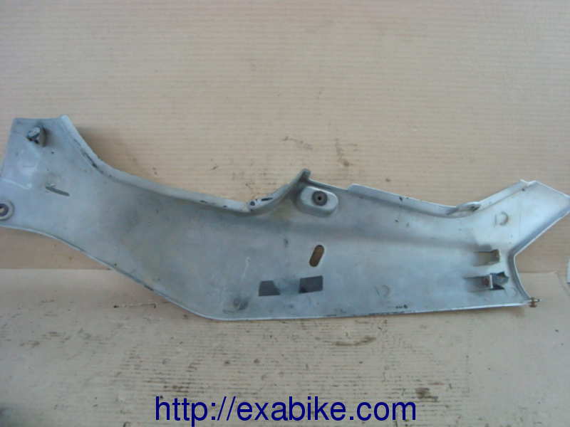 rear cowl, right Suzuki GSXR 750 - photo 3