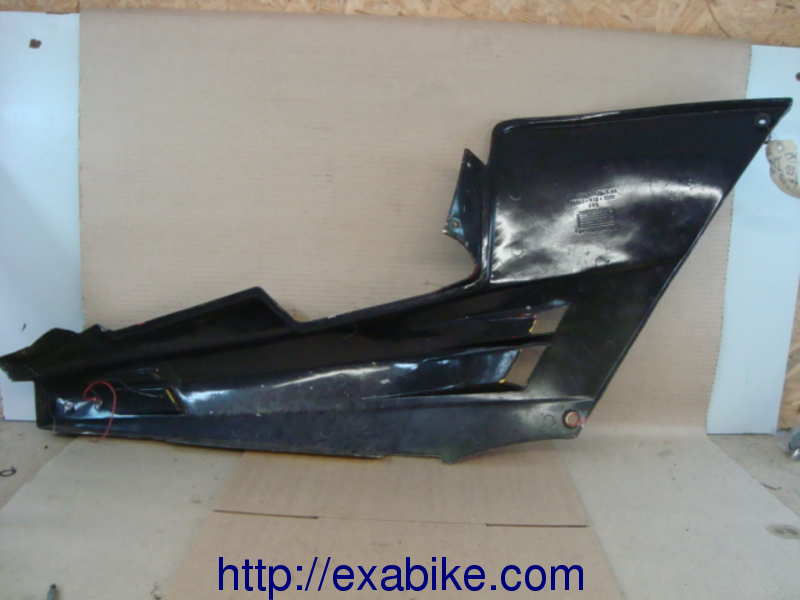 flanc arrière gauche Cagiva FRECCIA 125 - photo 4