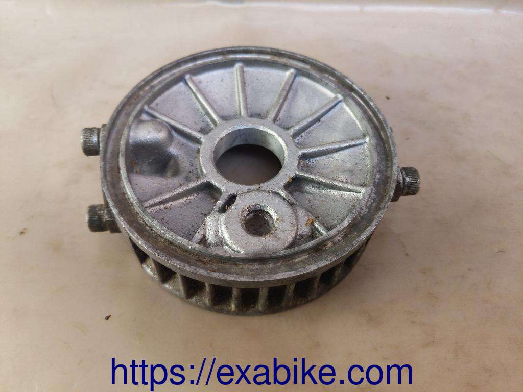 oil filter base Yamaha 600 FZR - photo 2