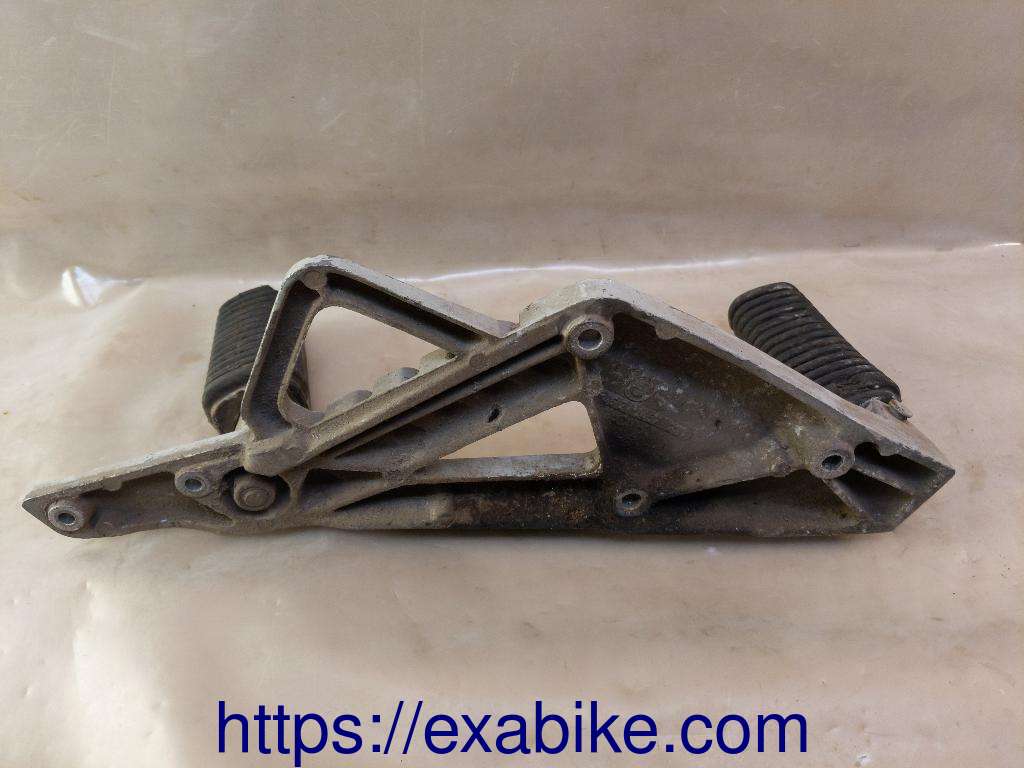 left older step BMW K100RT - photo 2