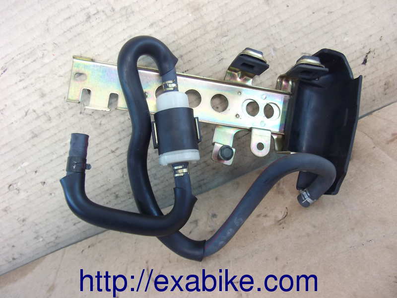 support des bobines Yamaha FZS 600 Fazer - photo 1