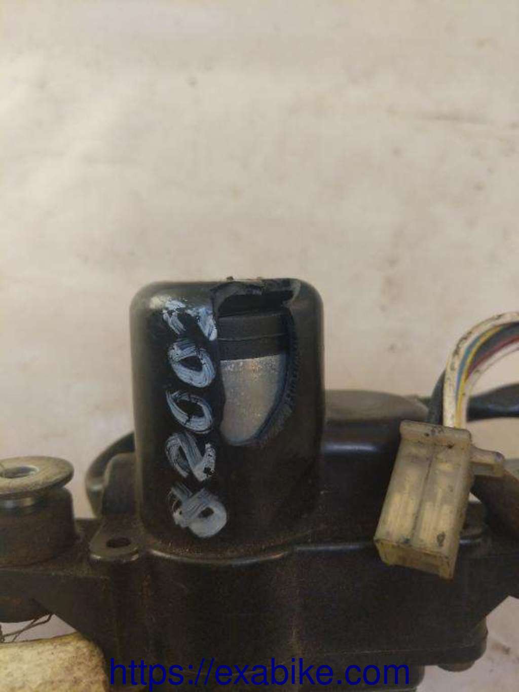 valve motor Yamaha FZR 400 - photo 3