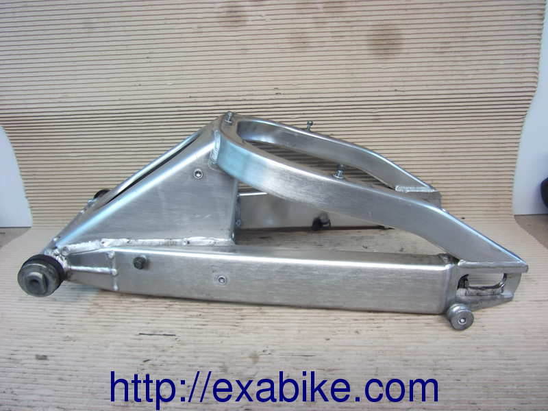 swingarm YAMAHA 1000 R1 - photo 1