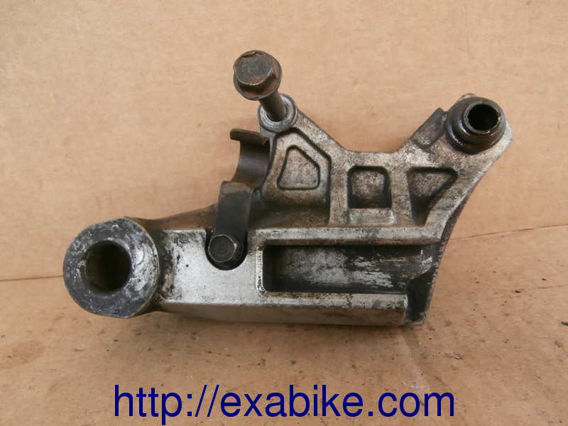 rear caliper bracket Honda VF500F - photo 1