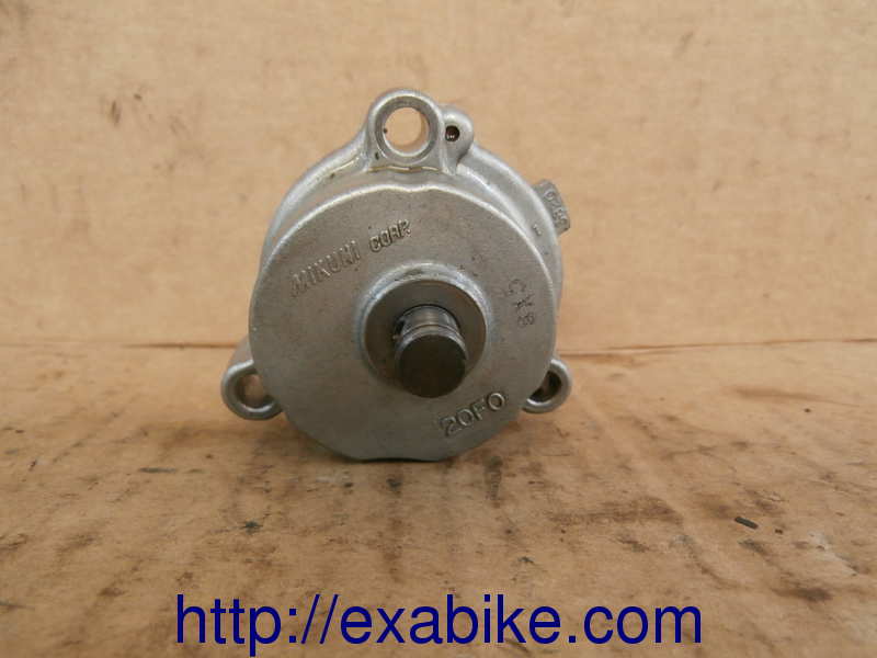 oil pump Suzuki SV 650 - photo 2