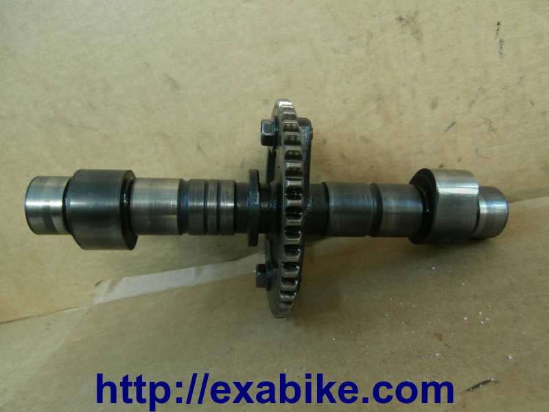 camshaft IN Honda VF750F - photo 1