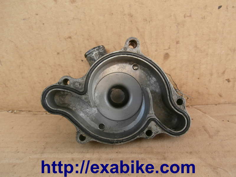 water pump cover Suzuki TL 1000 S - photo 2
