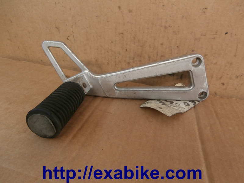 footrest bracket, rear right Suzuki DR650RSE - photo 1