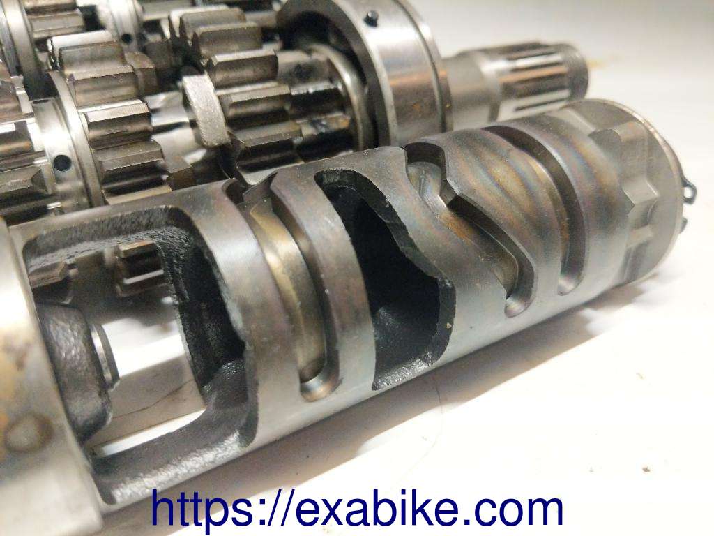 boite de vitesses Suzuki GSF 650 Bandit - photo 4