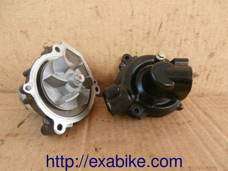 water pump Kawasaki Z 750 - photo 1