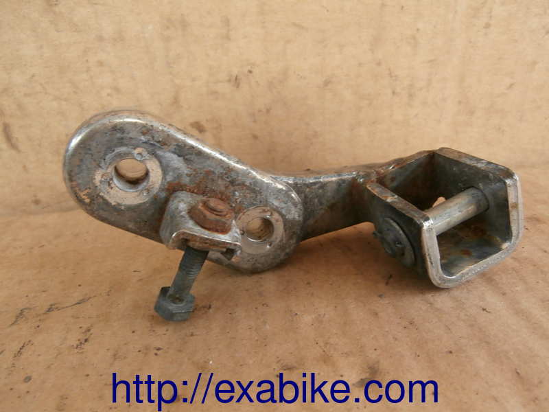footrest bracket, right Honda CM 125 C - photo 1