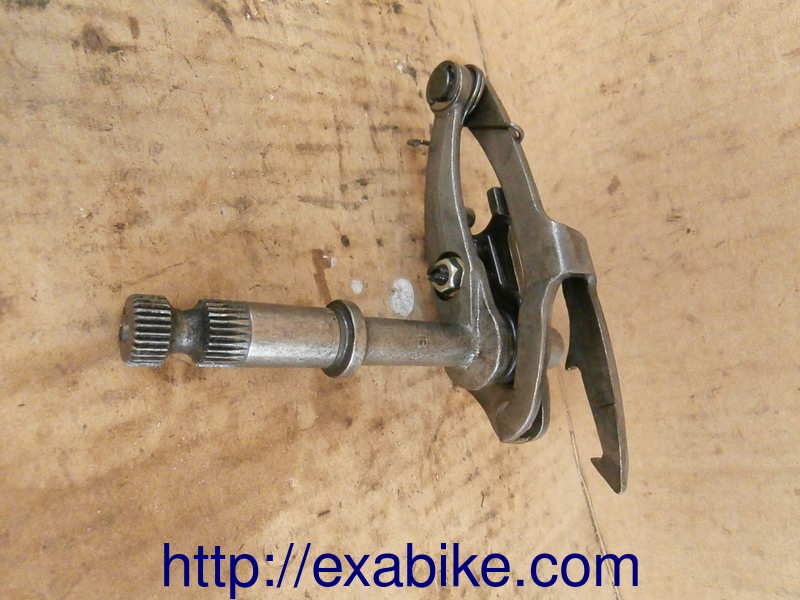 axe de sélecteur Ducati 748 - photo 1