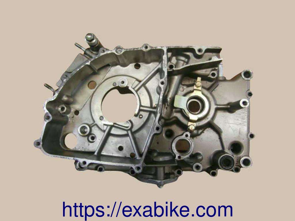 crankcase, left Hyosung GT 125 COMET - photo 1