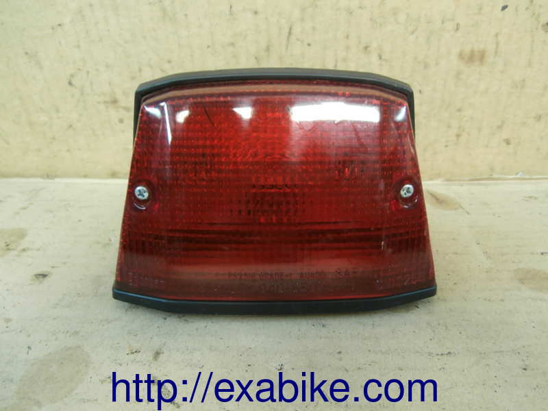 tail light Voir la photo ou référence modele a identifier - photo 1