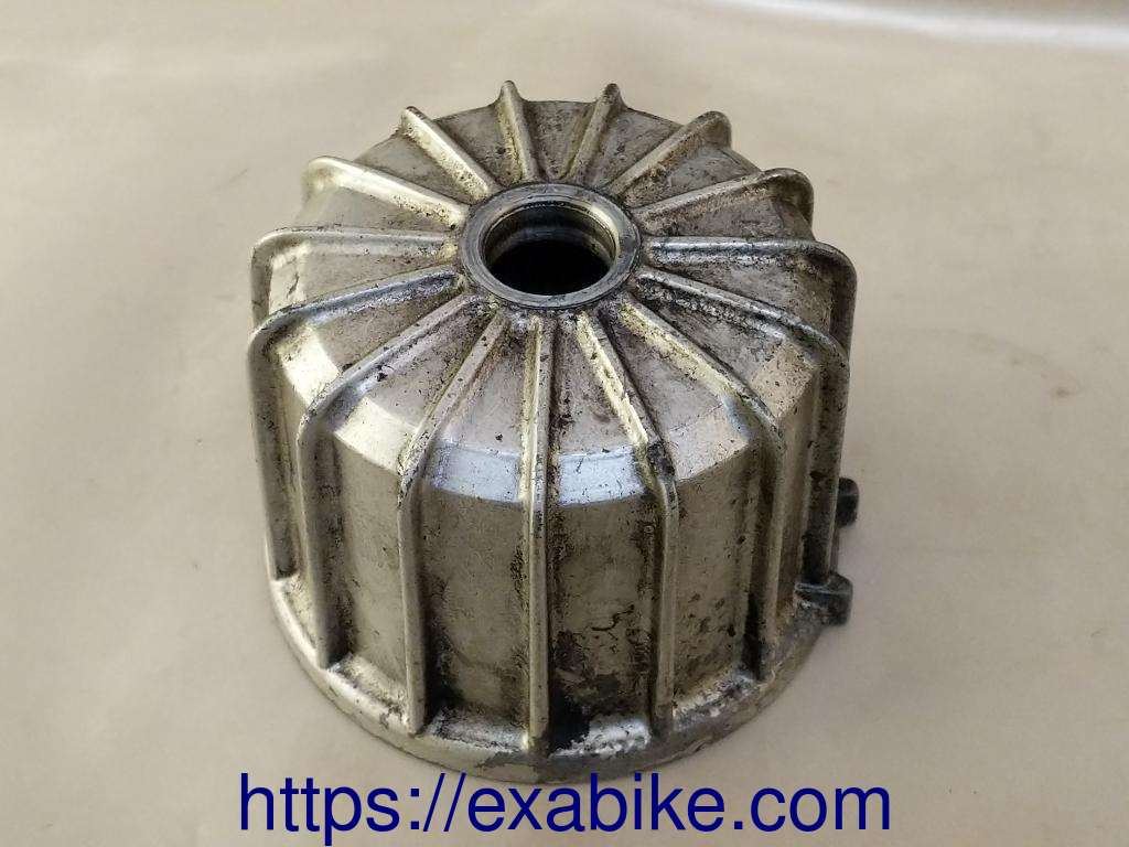 oil filter case Honda GL 1200 Goldwing - photo 2