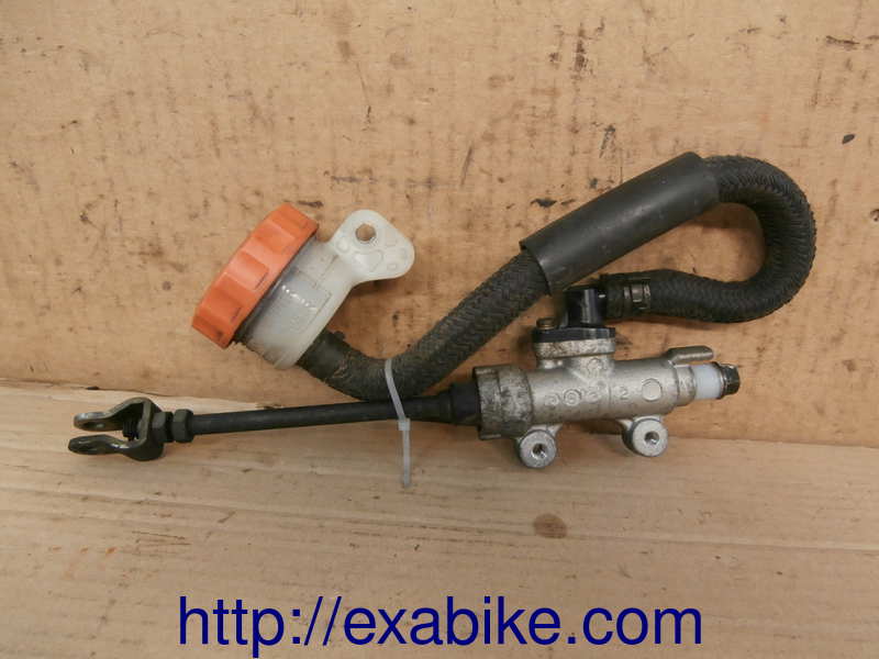 rear master cylinder Honda ST 1100 Pan European - photo 1