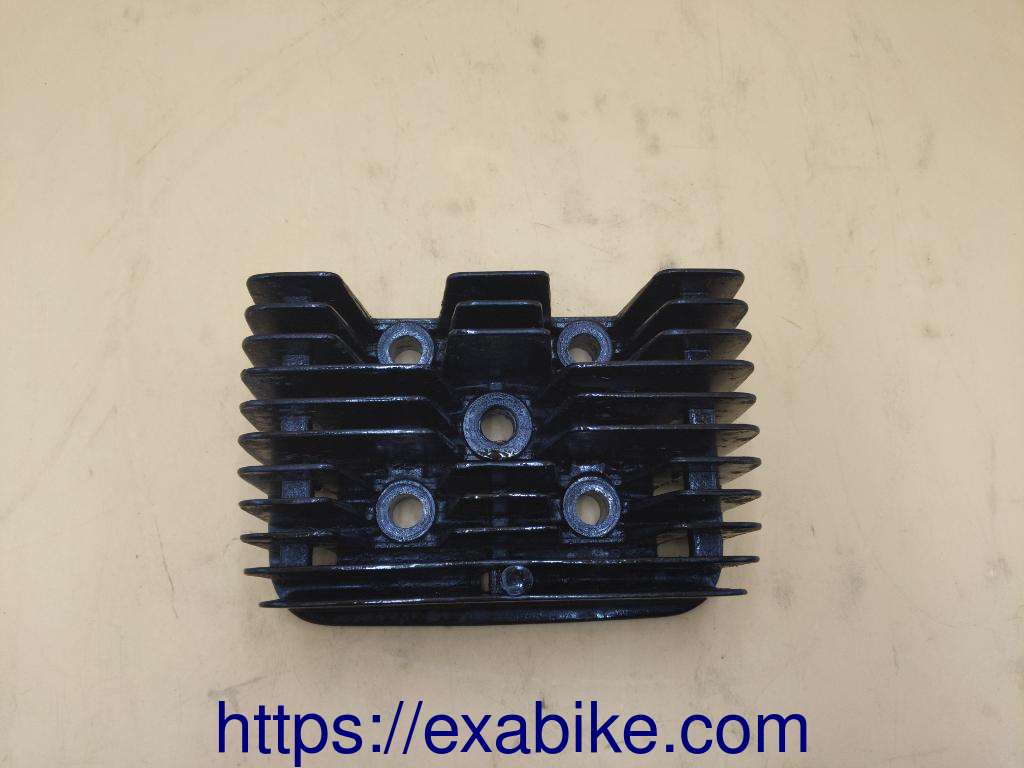 cylinder head Yamaha RD 250 - photo 1
