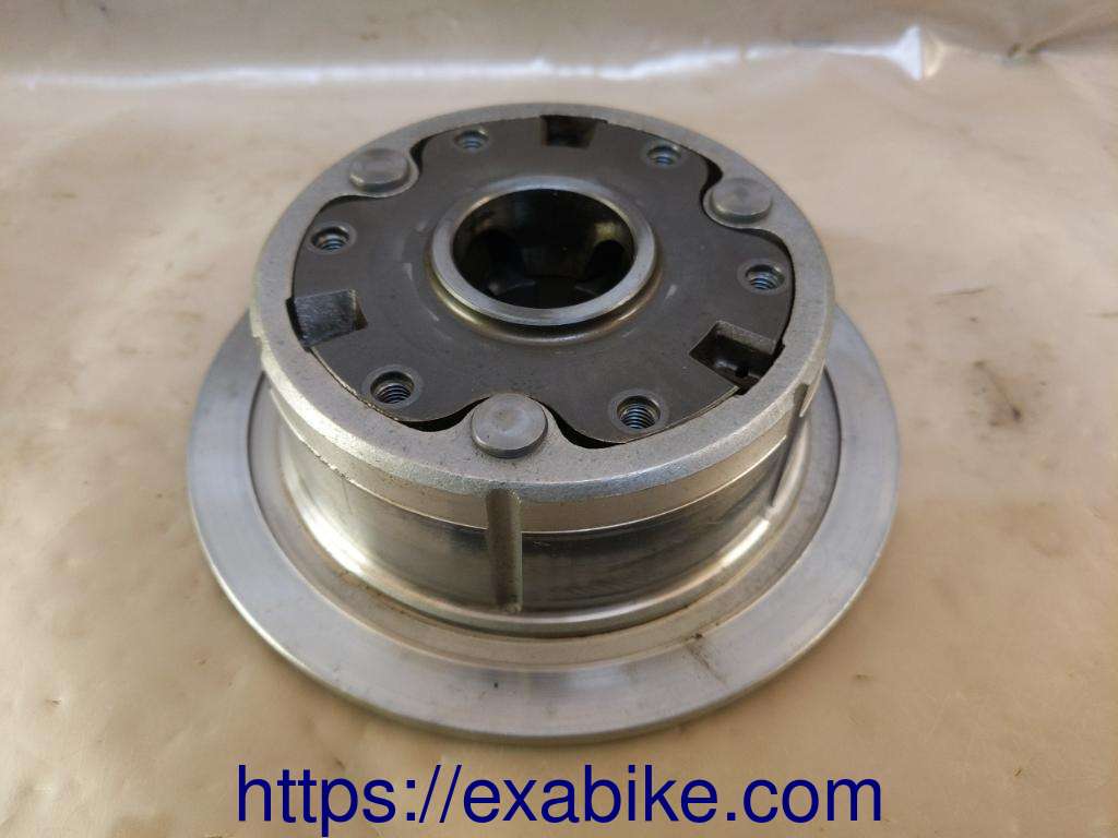 noix d'embrayage Kawasaki GTR 1000 - photo 1