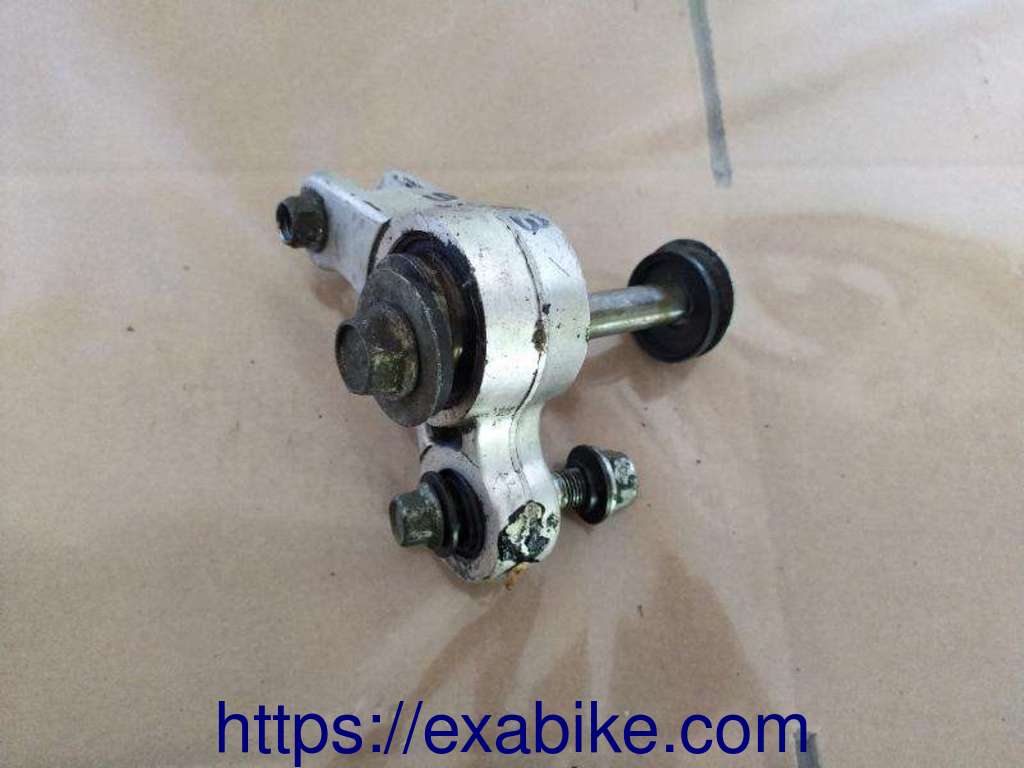 connecting rod Suzuki DR 125 - photo 1