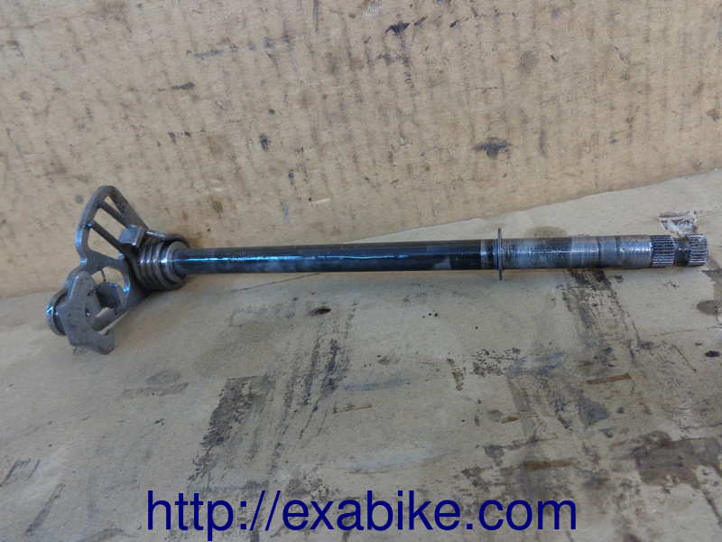 gear change axle Yamaha FZ 750 - photo 1