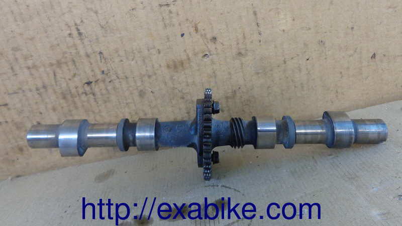 camshaft EX Suzuki GSX400F - photo 1