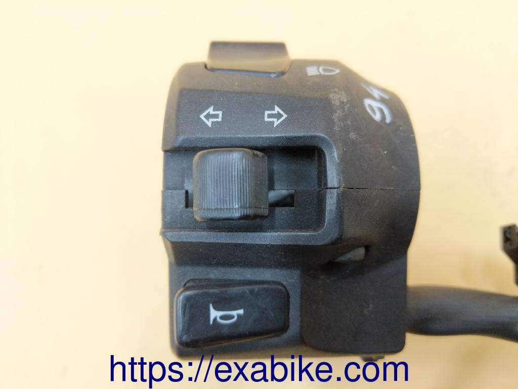 handle switch, left Suzuki 125 Burgman - photo 1