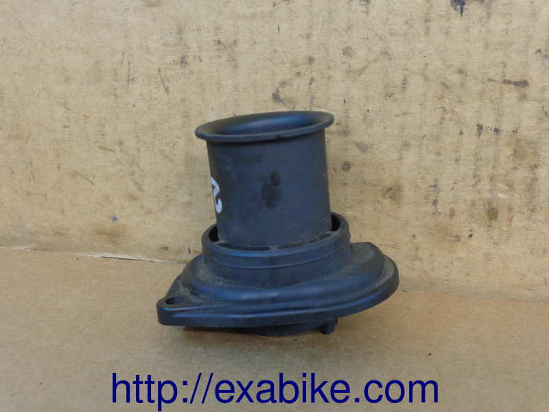 carburetor horn Yamaha 600 FZR - photo 1
