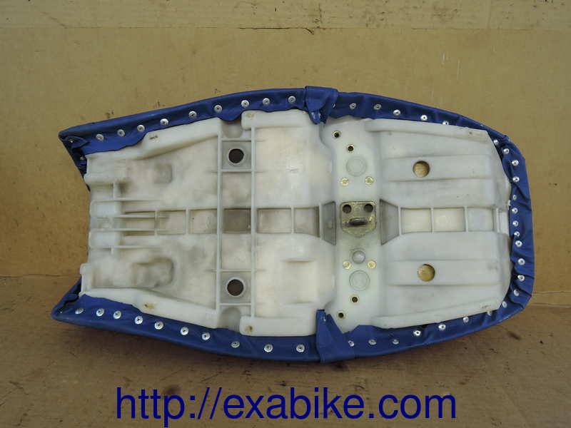 seat Yamaha XJ 600 Diversion - photo 3