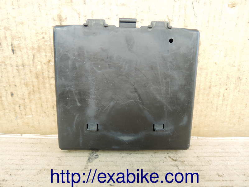 tools box Yamaha SR 250 SE - photo 2
