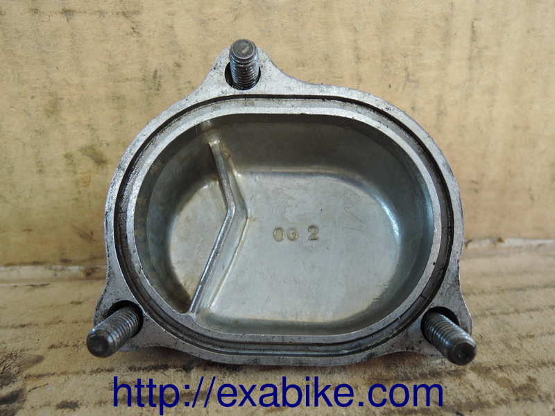 cache culbuteur admission Yamaha SR 250 SE - photo 2